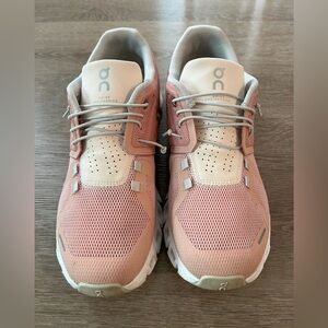On Cloud 5 Running Shoes Size 9.5W